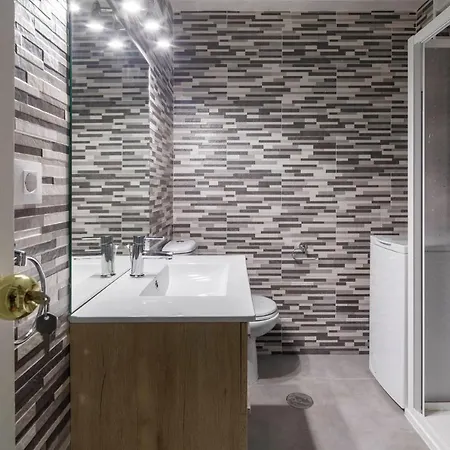 Oporto 4 Apartment *